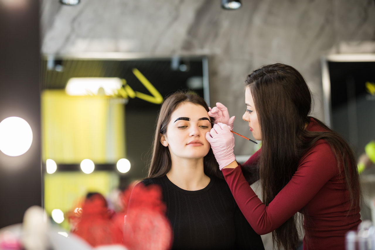 How to Use Influencer Marketing to Launch a New Product Successfully