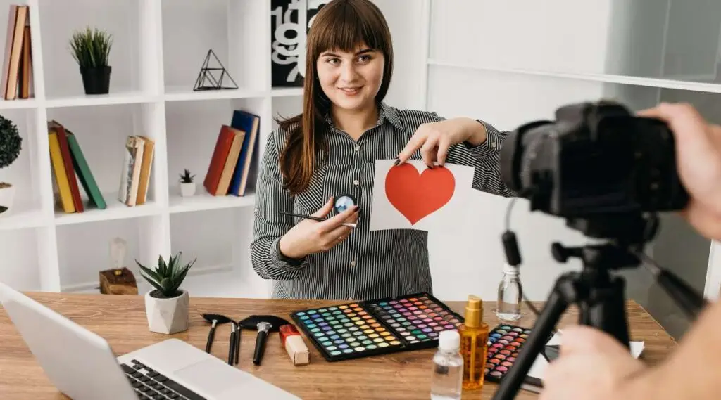 How to Find and Collaborate with the Best Local Influencers in Your City